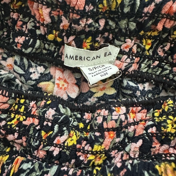 AE floral mini skirt - Picture 2 of 2